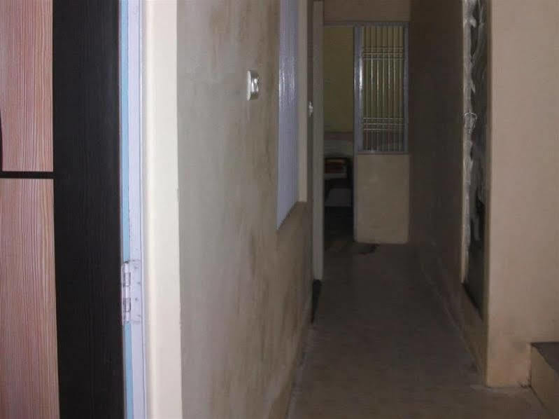 Holy City Inn Varanasi Dış mekan fotoğraf